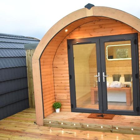 Apex Studio Pod & Jacuzzi Bath Fort William Exterior foto